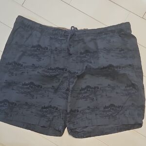 L.L. BEAN Men's Navy Bay Shorts